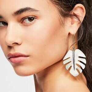 Palm Leaf earrings